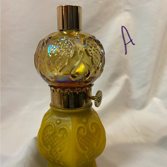 3 vintage Avon decanters (#1) - Picture 3 of 9